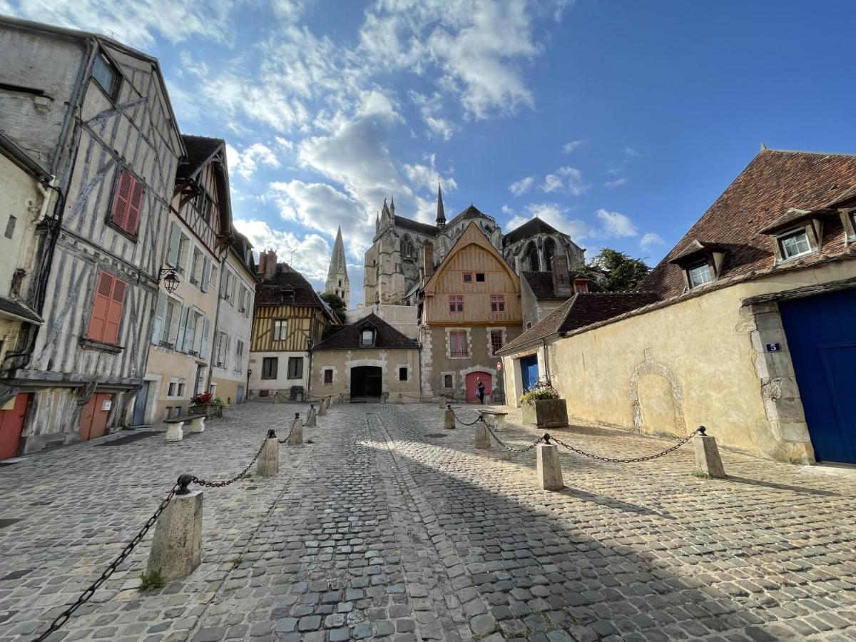 Appartement Le Cadet Roussel Auxerre Les Quais Eksteriør bilde
