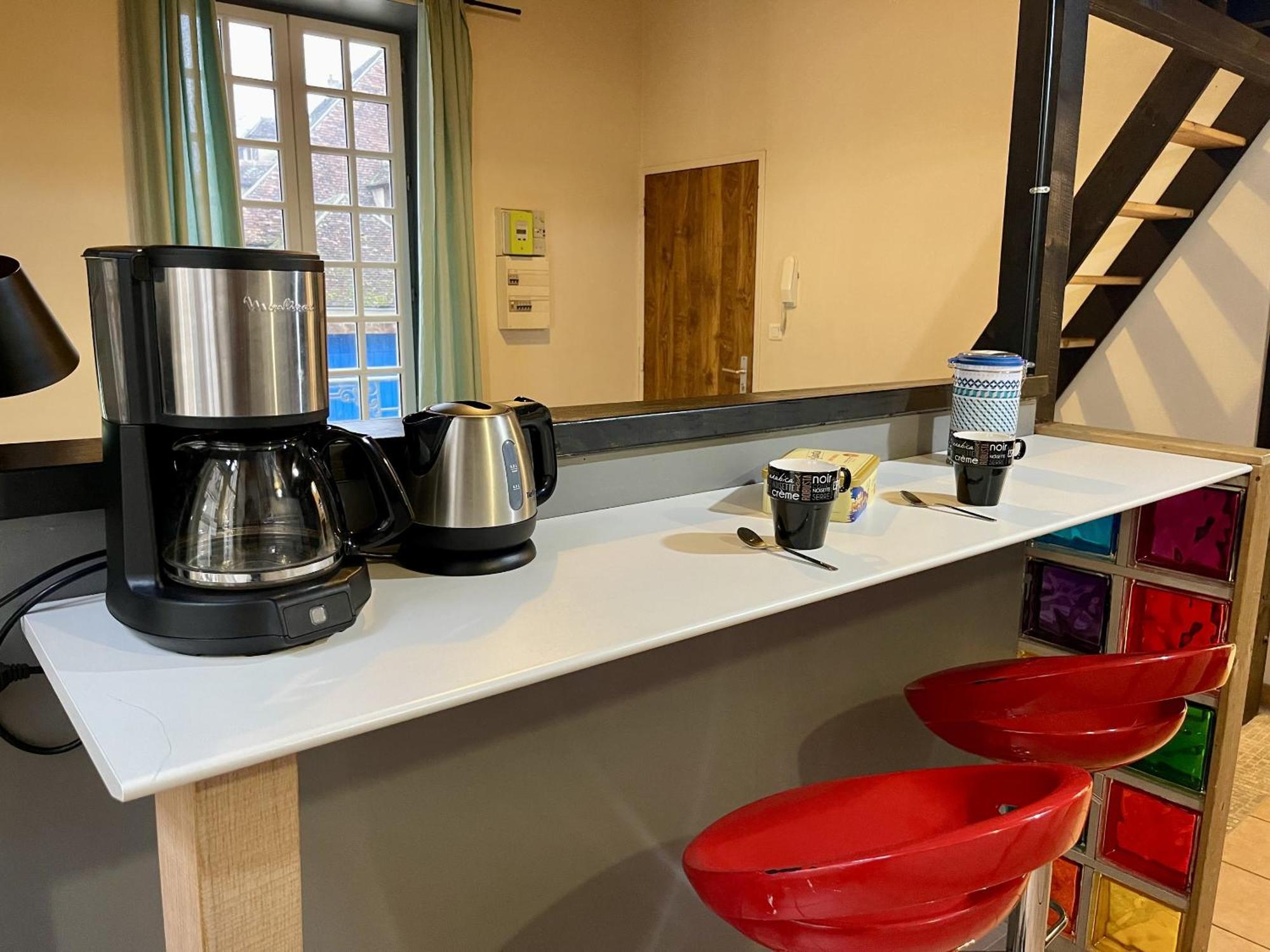 Appartement Le Cadet Roussel Auxerre Les Quais Eksteriør bilde