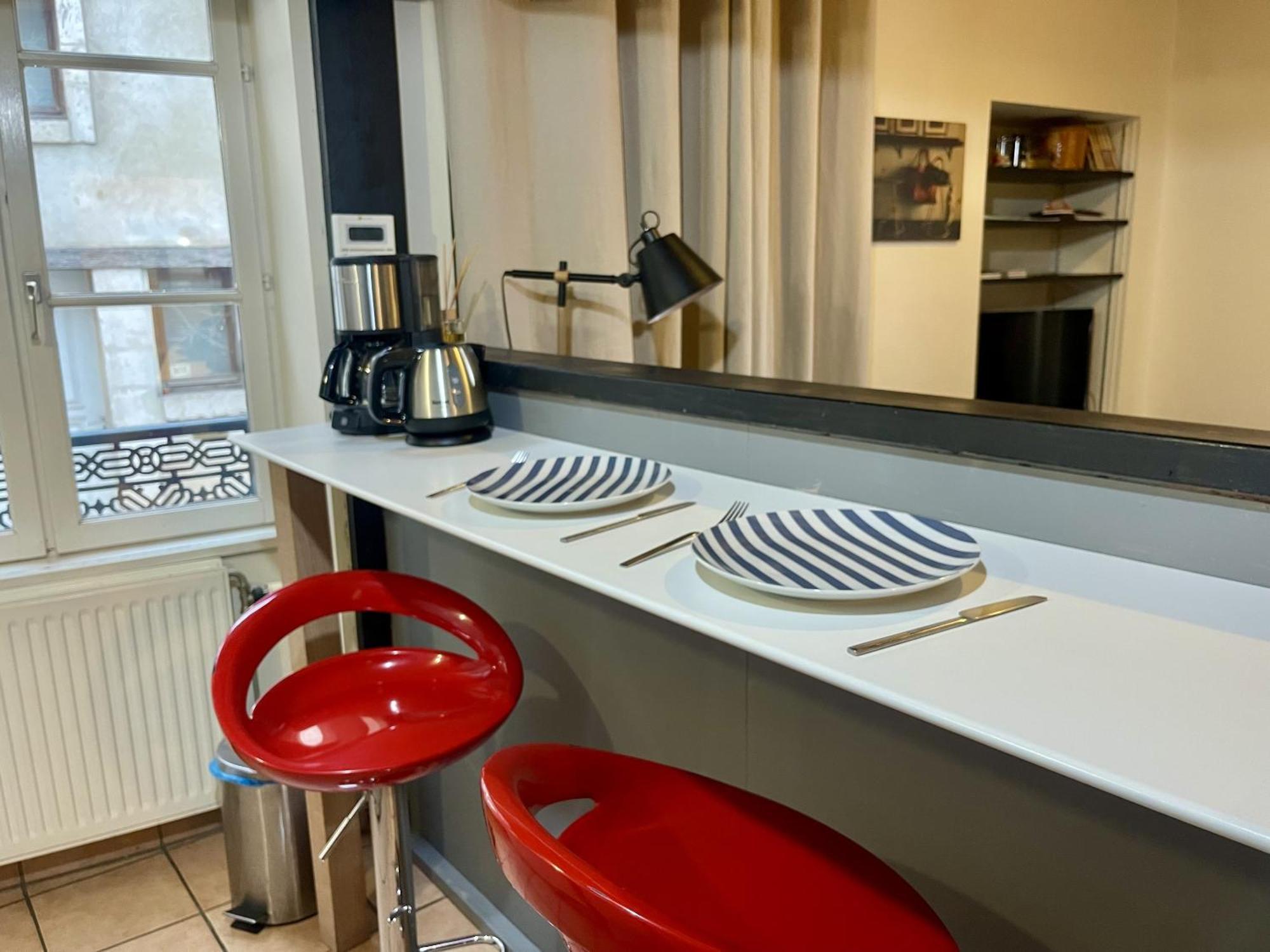 Appartement Le Cadet Roussel Auxerre Les Quais Eksteriør bilde